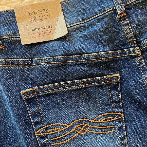 Frye & Co Denim Mini Jean Skirt Womens Sz 4 Raw Hem Western Y2K 90s Retro New - Picture 3 of 8